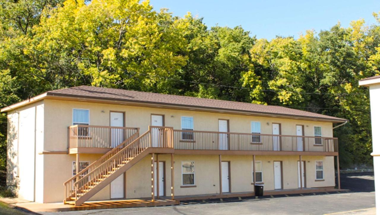 Golden Wheat Budget Host Inn Junction Stadt Exterior foto